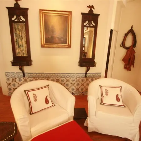 Apartment Superb 2 Bedroom In